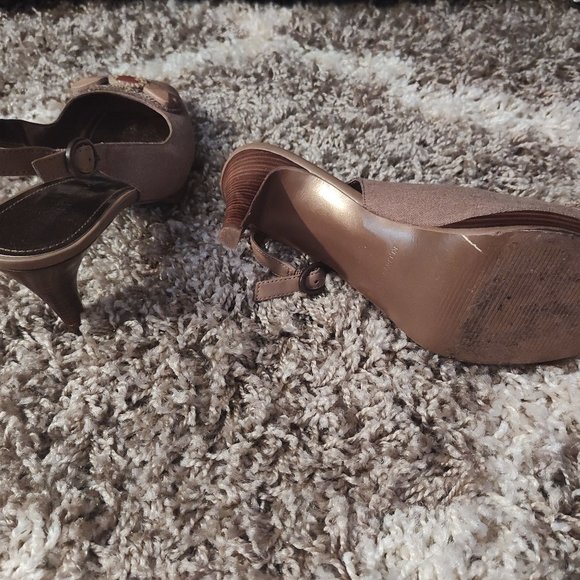 Ellen Tracy Jagger Peep Toe Heels - Picture 3 of 6